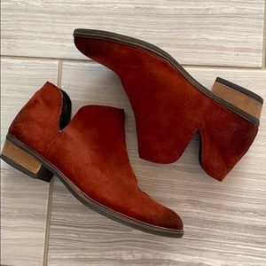 Real suede bootie